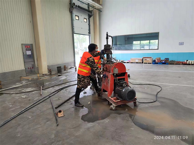 丹阳厂房地面下沉塌陷注浆加固施工